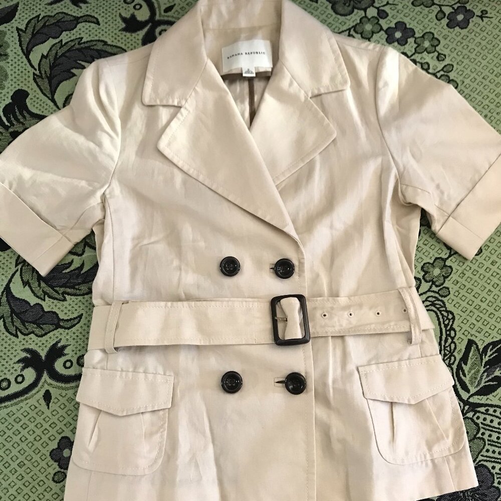 Banana Republic short sleeve belted jacket cotton/linen